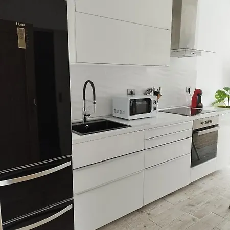 Sunset, Ocean Views 214 Apartment