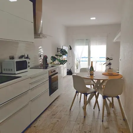 Daire Sunset, Ocean Views 214 *