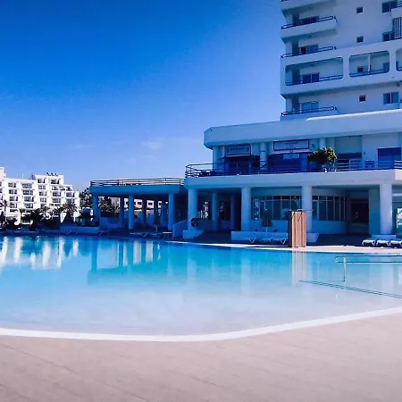 Sunset, Ocean Views 214 Апартаменты