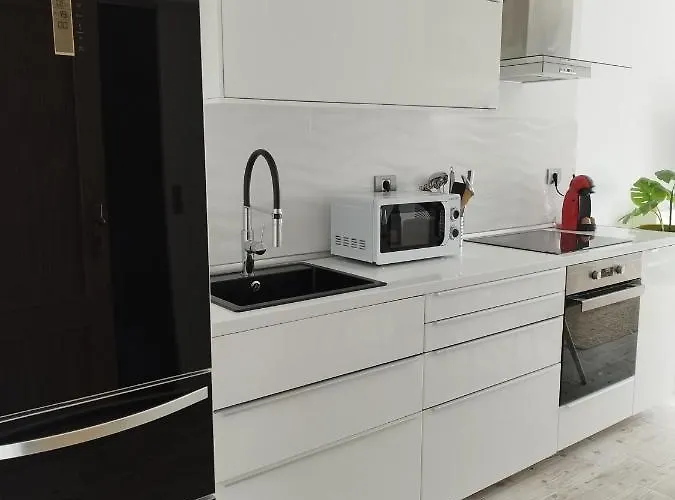 Sunset, Ocean Views 214 Apartment